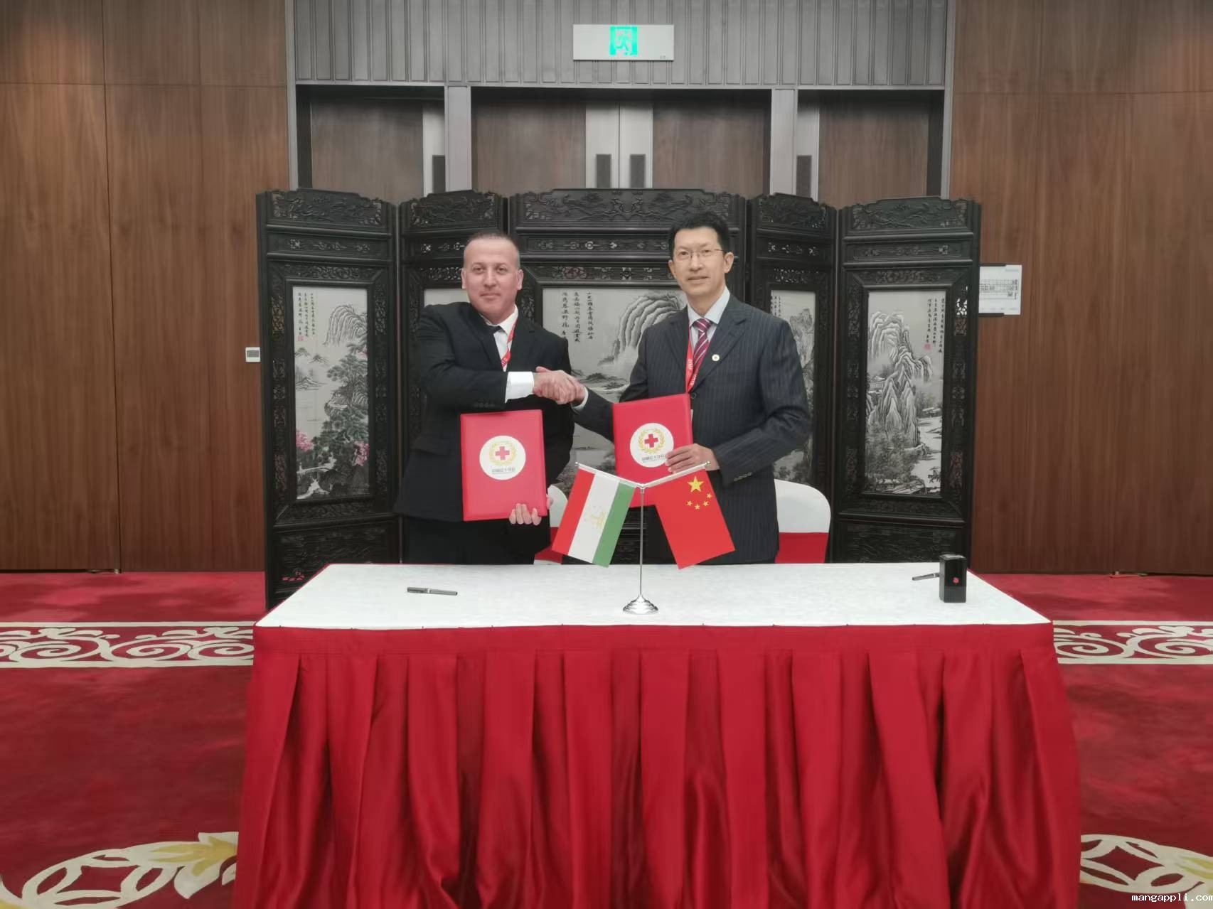 微信图片_20250906183829.jpg 微信图片_20250906183829.jpg